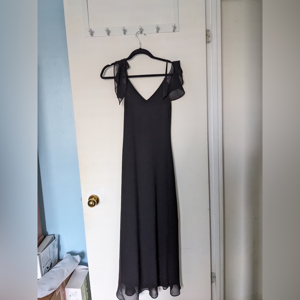 Chic Black Maxi Dress with Ruffle Sleeves size 4